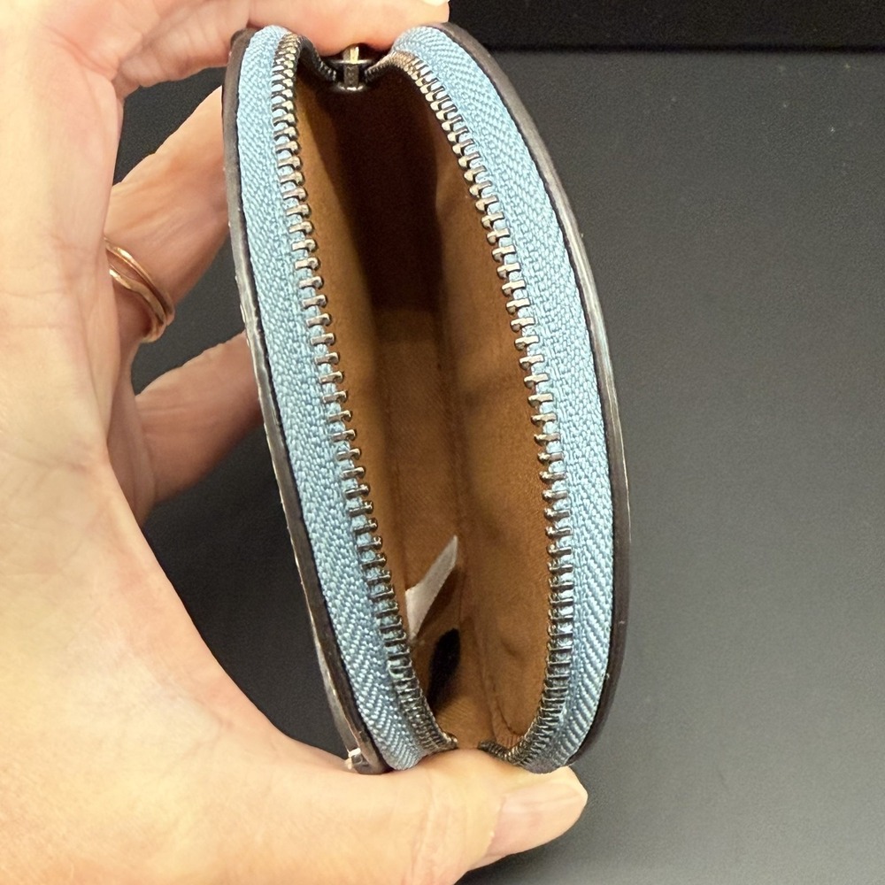 Coach Rexy Surfing Dinosaur Round Coin‎ Case Leather Rare Japan Exclusive - Picture 7 of 11